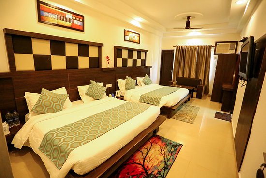 4 Bed AC Room
